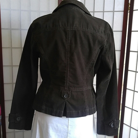 Blazer - Picture 4 of 8